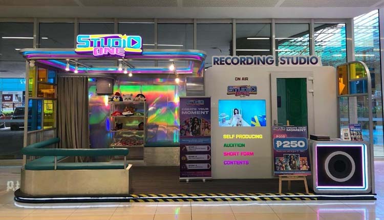 Sing Studio Sing, Dance, and Be the Star: New Recording Studio in the Mall Lets ...
